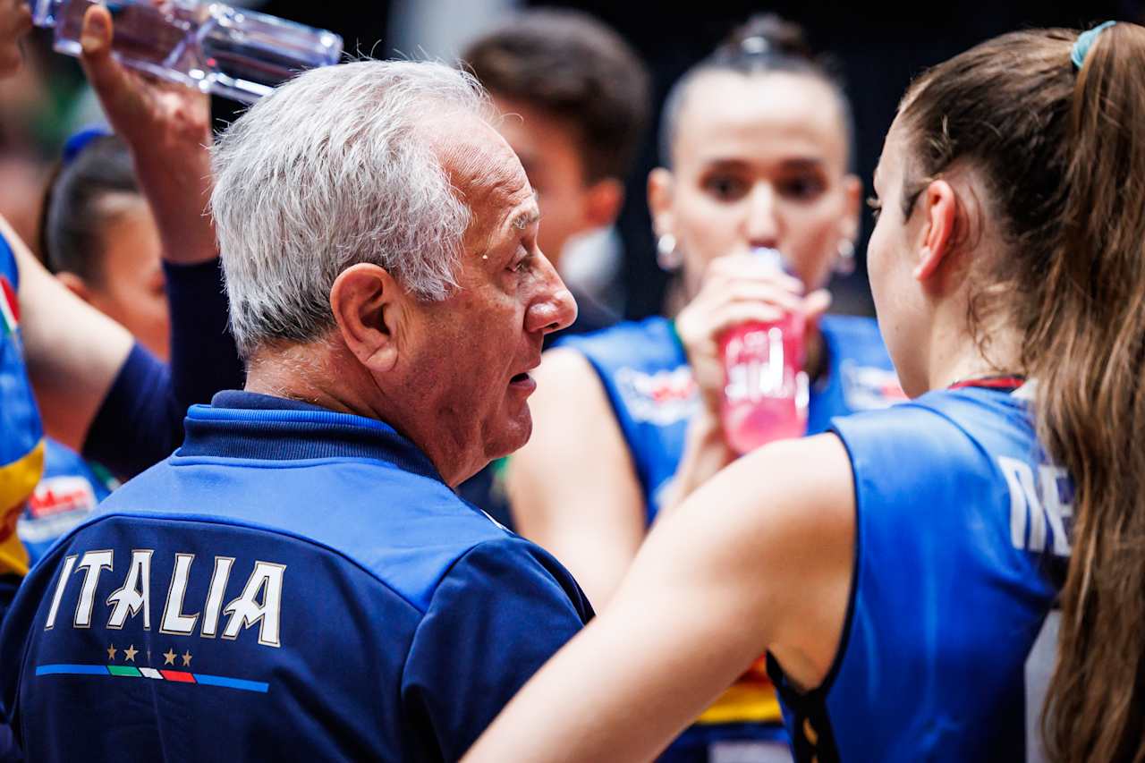 开局阶段稳, 但意大利通 开局阶段稳, 但意大利通