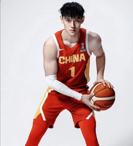 托桑, 马后 托桑, 马后