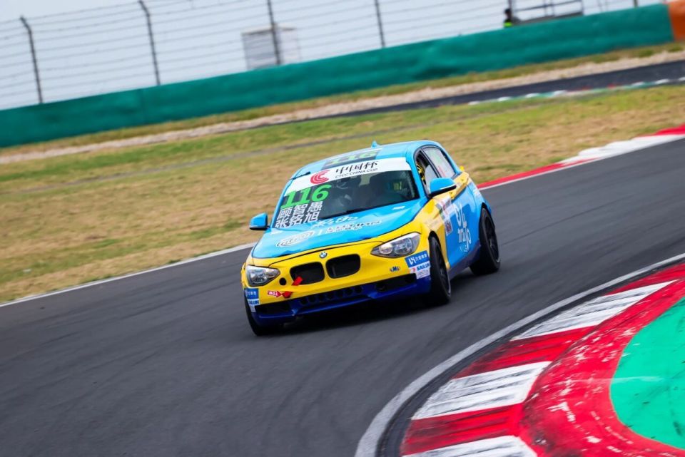 OHYKz, src OHYKz, src