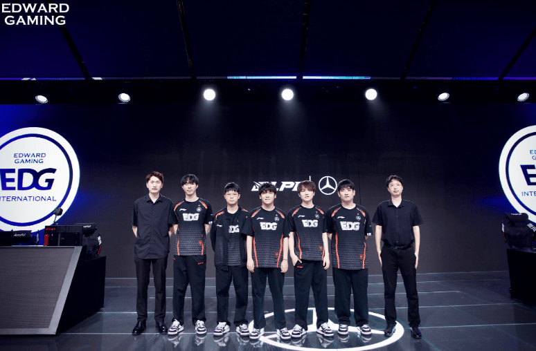 很多进步 很多进步