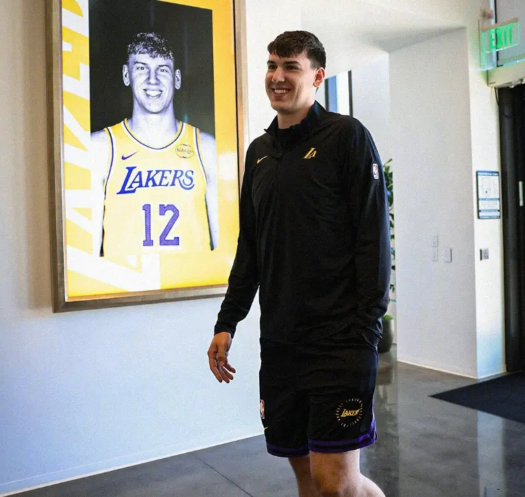 艾顿需要做 艾顿需要做